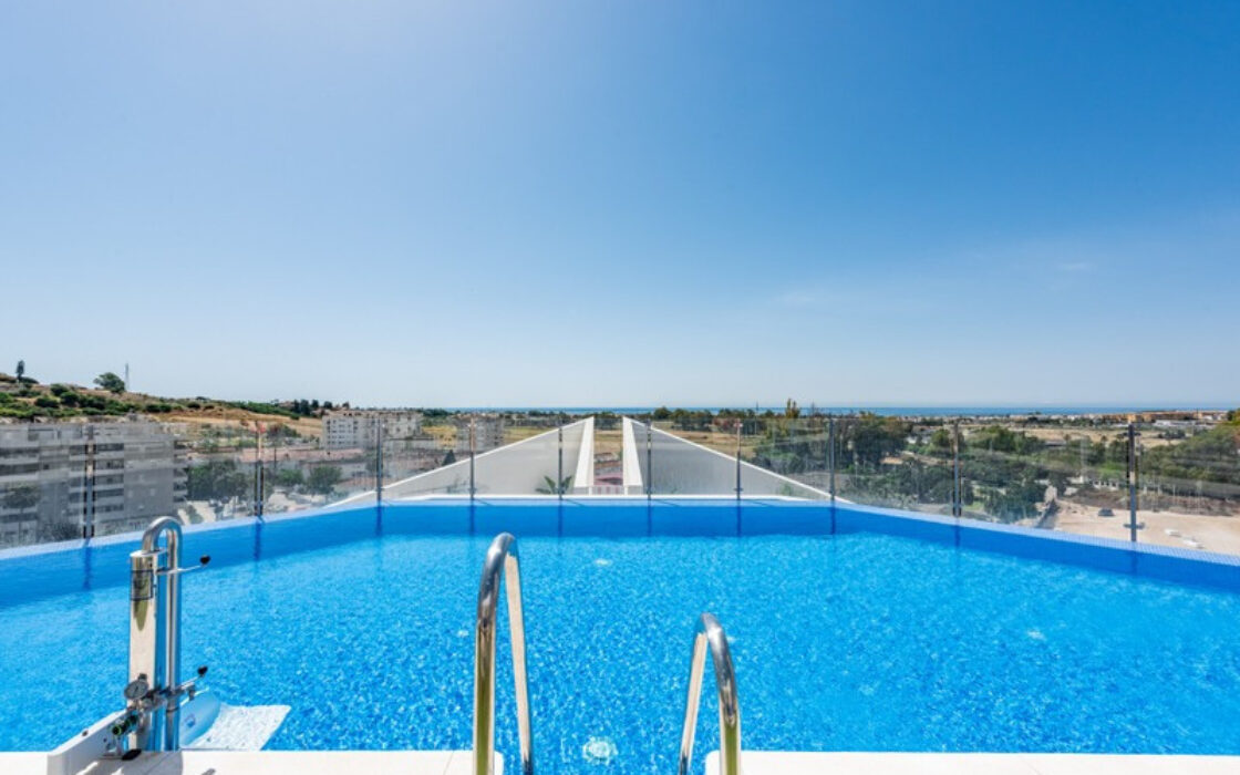 Апартаменти з терасою в Нуева Андалусія 119 кв.м, 4 кімнати