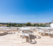 Апартаменти з терасою в Нуева Андалусія 119 кв.м, 4 кімнати