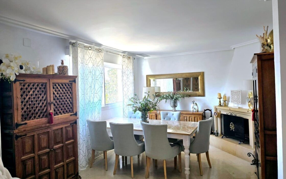 Дом с 4 спальнями в San Juan Playa у моря 369 кв.м