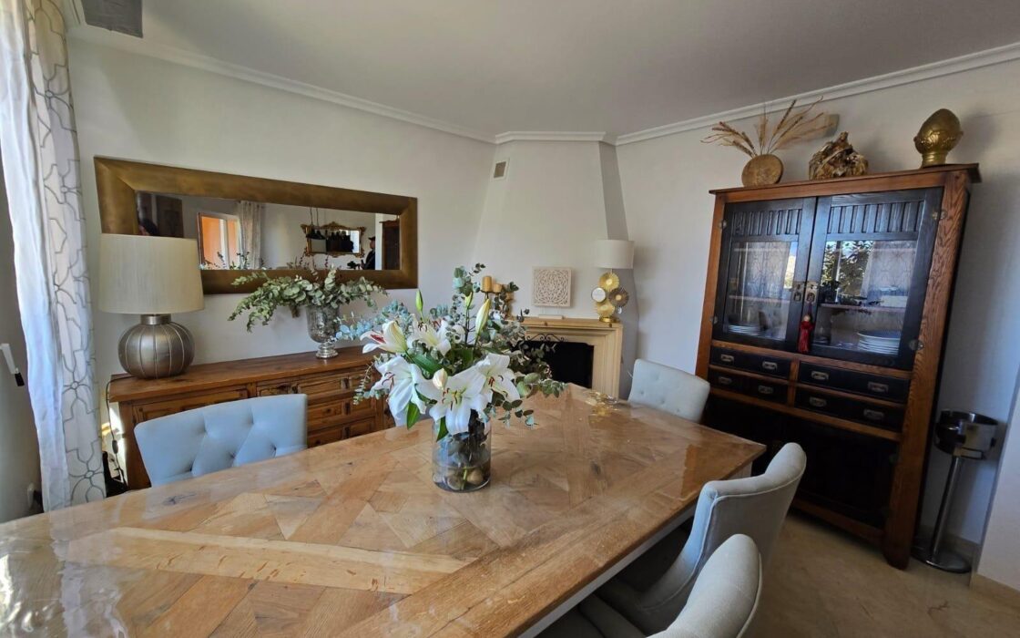 Дом с 4 спальнями в San Juan Playa у моря 369 кв.м