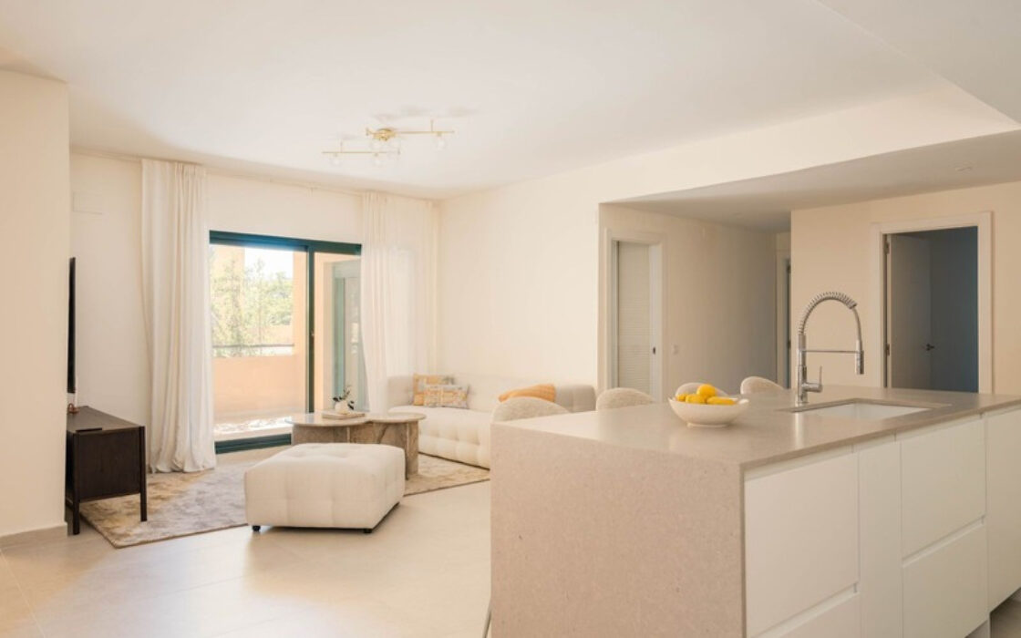 Апартаменти з терасою в Сан-Педро-де-Алькантара 156 кв.м