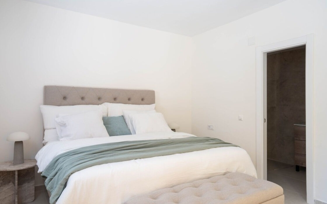 Апартаменти з терасою в Сан-Педро-де-Алькантара 156 кв.м