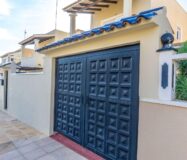 Дом 105 кв.м в San Miguel de Salinas с бассейном у моря