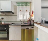 Дом 105 кв.м в San Miguel de Salinas с бассейном у моря