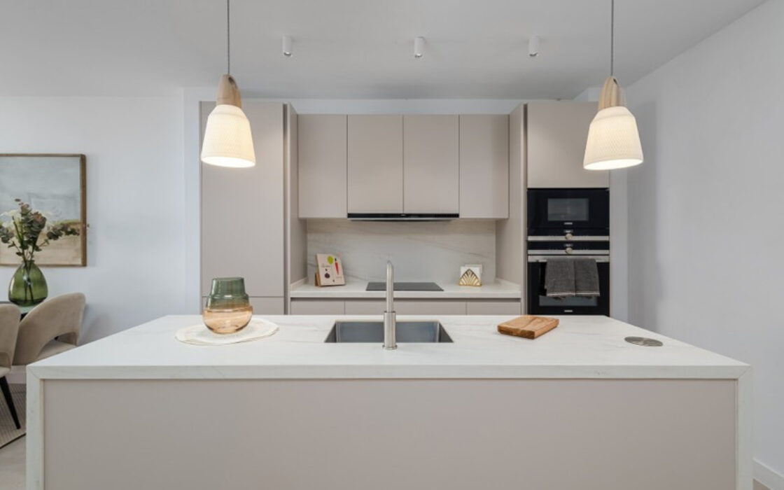 Апартаменти з терасою в Нуева Андалусія, 115 кв.м, 4 кімнати