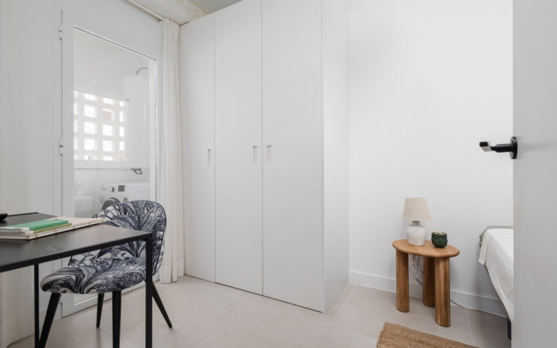 Апартаменти з терасою в Нуева Андалусія, 115 кв.м, 4 кімнати