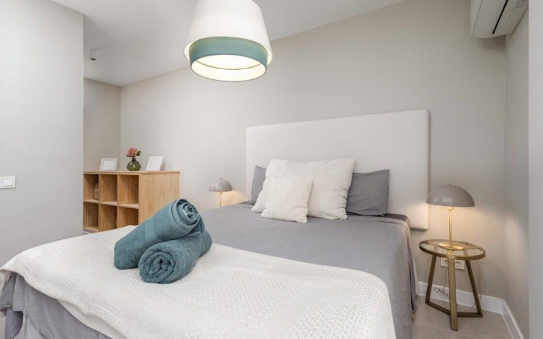 Апартаменти з терасою в Нуева Андалусія, 115 кв.м, 4 кімнати