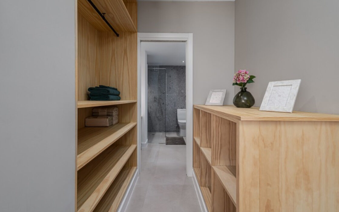 Апартаменти з терасою в Нуева Андалусія, 115 кв.м, 4 кімнати