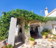 Масия в Ла Марина 315 кв.м, 6 комнат, 400 м до моря