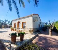 Масия в Ла Марина 315 кв.м, 6 комнат, 400 м до моря