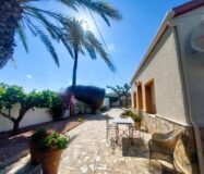 Масия в Ла Марина 315 кв.м, 6 комнат, 400 м до моря