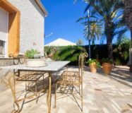 Масия в Ла Марина 315 кв.м, 6 комнат, 400 м до моря