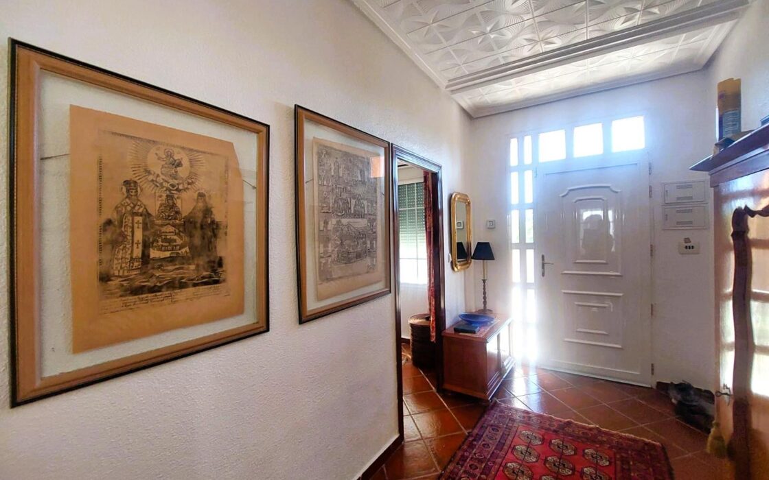 Масия в Ла Марина 315 кв.м, 6 комнат, 400 м до моря