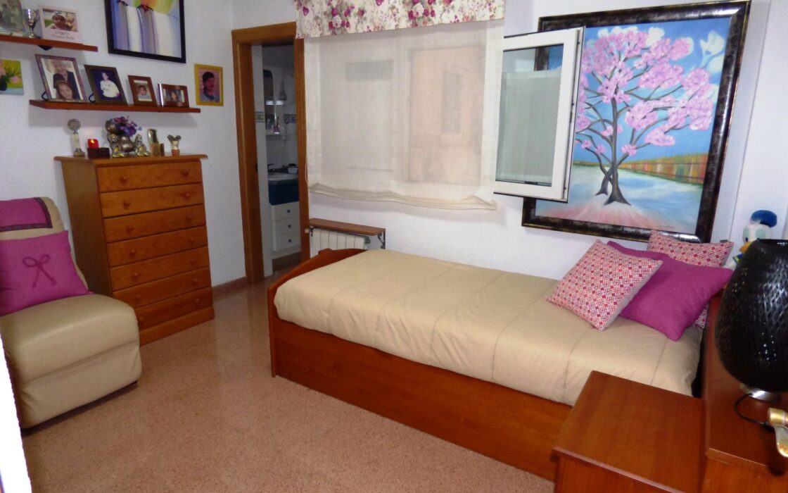 Будинок в San Juan Playa 113 кв.м з видом на море