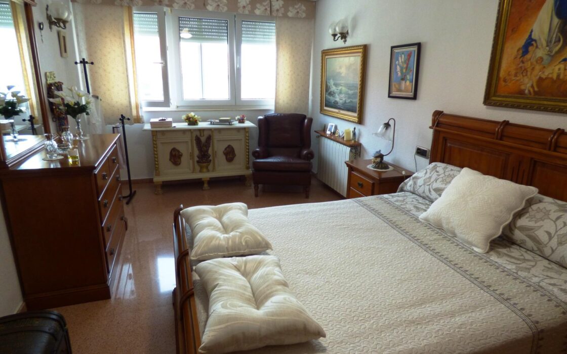 Будинок в San Juan Playa 113 кв.м з видом на море