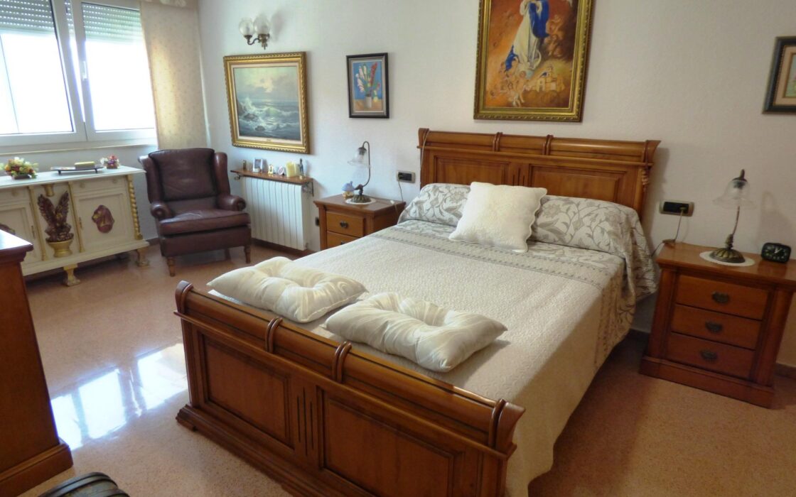 Будинок в San Juan Playa 113 кв.м з видом на море