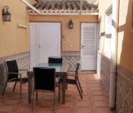 Дом в Торревьехе у пляжа с тремя спальнями и террасой