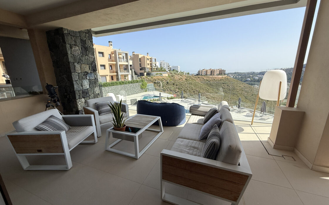 Резиденція з 4 спальнями та видом на море в Ла-Кінта 245 кв.м