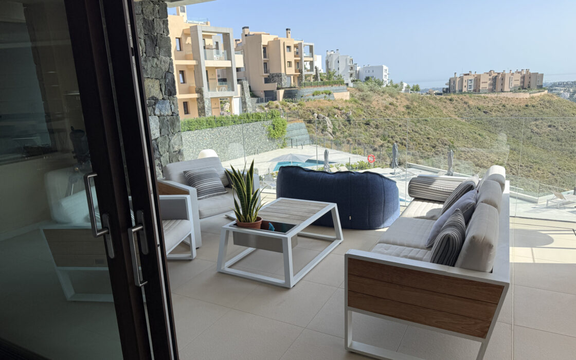 Резиденція з 4 спальнями та видом на море в Ла-Кінта 245 кв.м