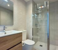 Новый угловой пентхаус с видом на море в Balcón de Finestrat