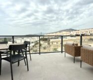 Новый угловой пентхаус с видом на море в Balcón de Finestrat