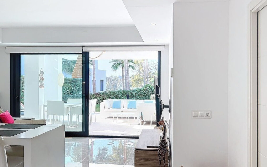 Квартира с террасой в Аталая, 140 кв.м, 4 комнаты