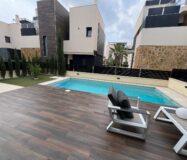 Вилла в Ориуэла Коста 193 кв.м с приватным бассейном