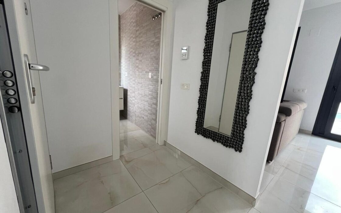 Вилла в Ориуэла Коста 193 кв.м с приватным бассейном