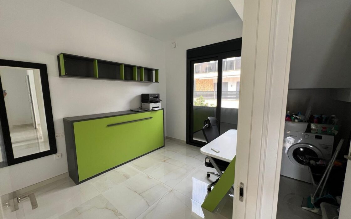 Вилла в Ориуэла Коста 193 кв.м с приватным бассейном