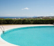 Квартира на первом этаже в Эстепоне 188 кв.м с террасой