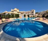 Уютный таунхаус в Ориуэла Коста с террасой 90 кв.м