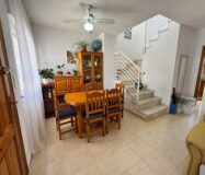 Уютный таунхаус в Ориуэла Коста с террасой 90 кв.м