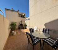 Уютный таунхаус в Ориуэла Коста с террасой 90 кв.м