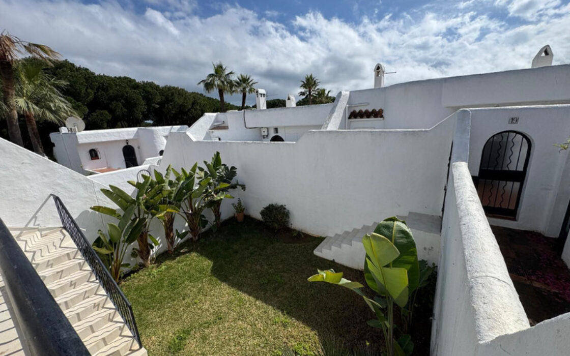 Таунхаус с террасой в Кабопино, 2 спальни, 101 кв.м.