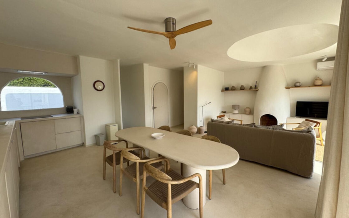 Таунхаус с террасой в Кабопино, 2 спальни, 101 кв.м.