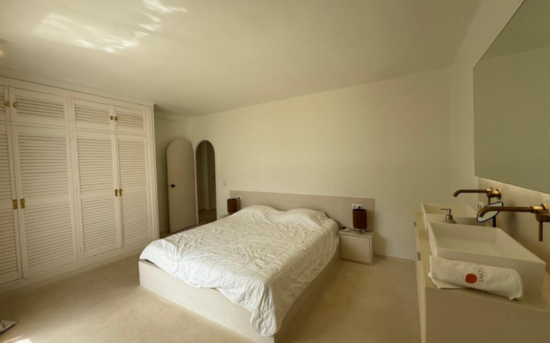 Таунхаус с террасой в Кабопино, 2 спальни, 101 кв.м.