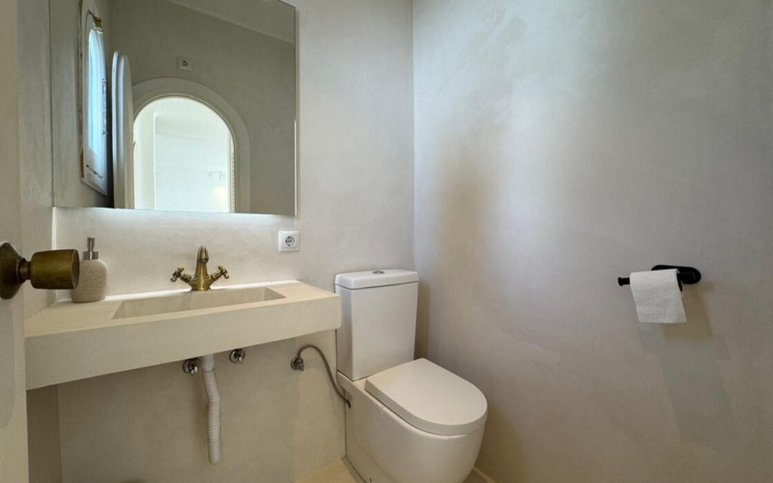 Таунхаус с террасой в Кабопино, 2 спальни, 101 кв.м.