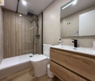 Продаються апартаменти в Аликанте 130 кв.м з туристичною ліцензією