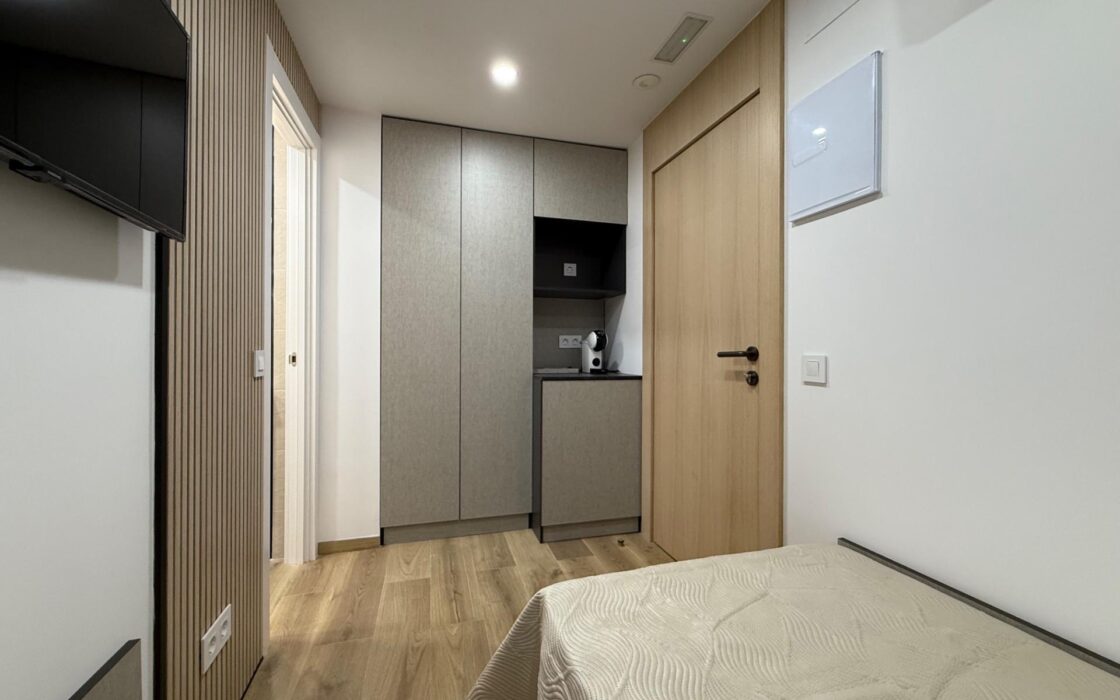 Продаються апартаменти в Аликанте 130 кв.м з туристичною ліцензією