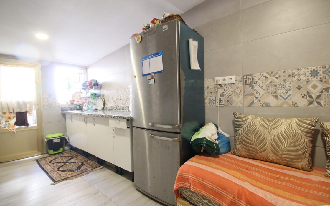 Апартаменты в Аликанте 66 кв.м с 3 спальнями у моря