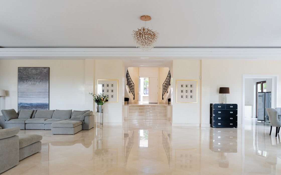 Роскошный пентхаус в Сьерра-Бланке, 374 кв.м, терраса