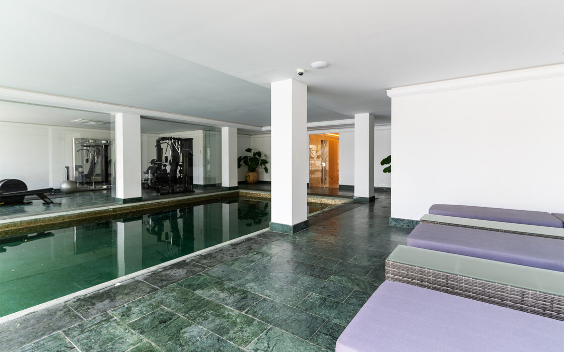 Роскошный пентхаус в Сьерра-Бланке, 374 кв.м, терраса