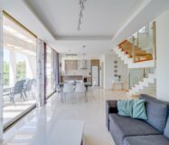 Таунхаус у моря в Вильяхойосе с террасой 156 кв.м