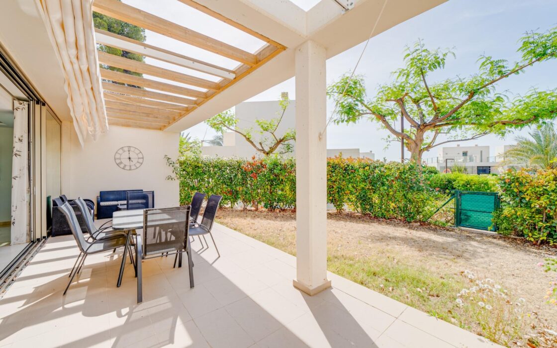 Таунхаус у моря в Вильяхойосе с террасой 156 кв.м