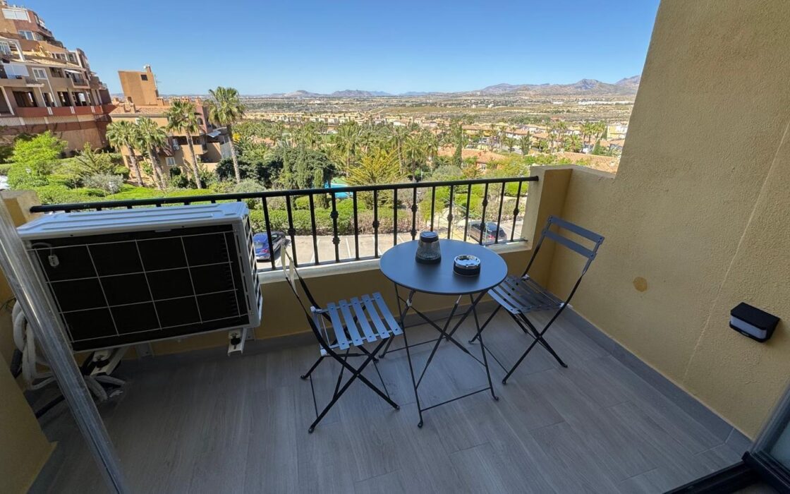 Апартаменти 80 кв.м в Mutxamel з терасою та басейном