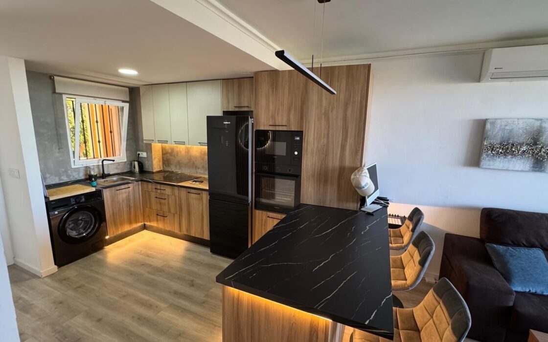 Апартаменти 80 кв.м в Mutxamel з терасою та басейном