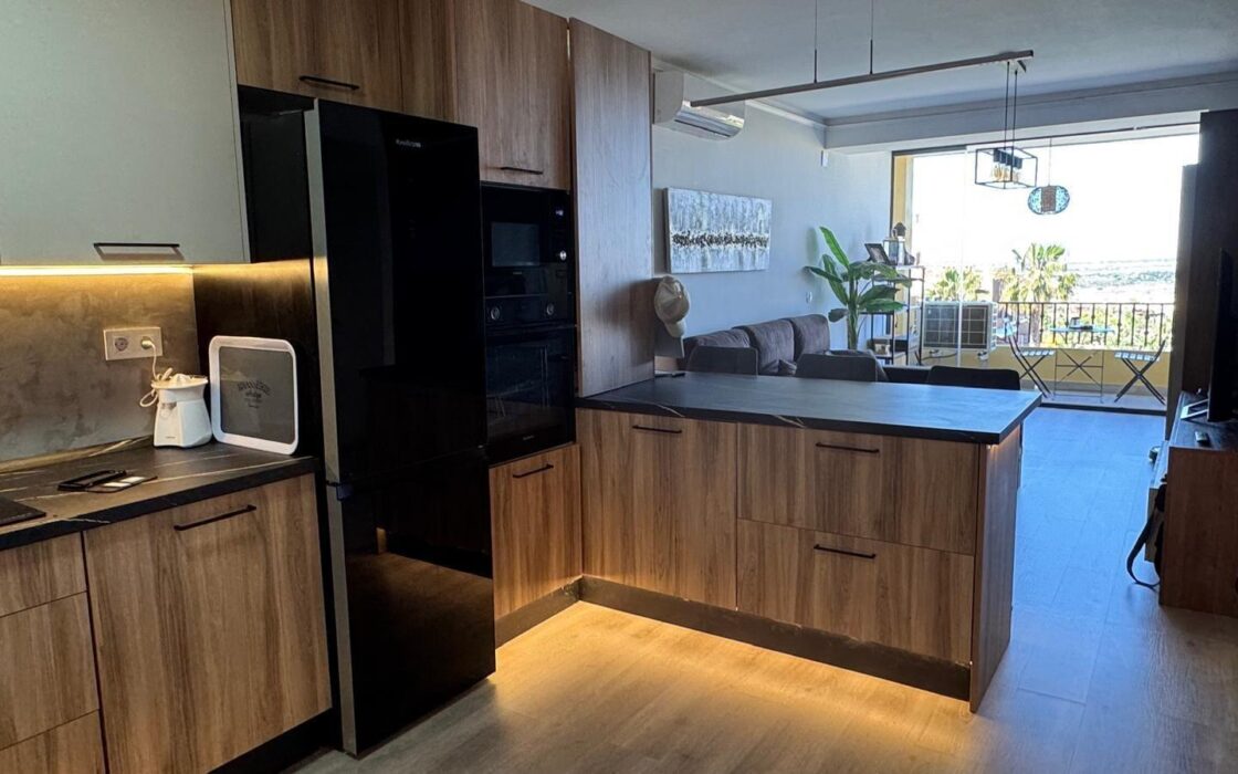 Апартаменти 80 кв.м в Mutxamel з терасою та басейном