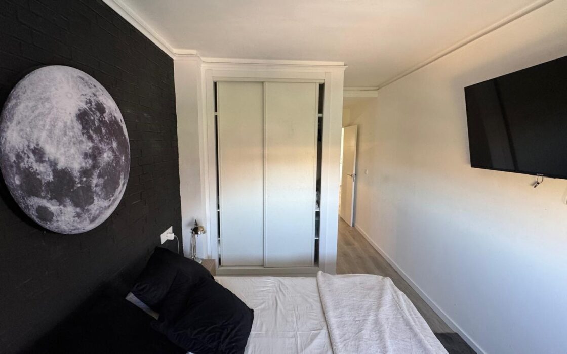 Апартаменти 80 кв.м в Mutxamel з терасою та басейном