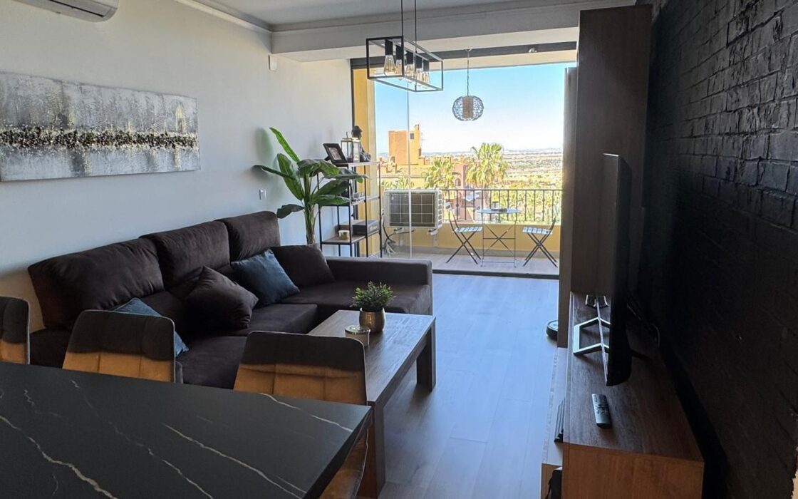 Апартаменти 80 кв.м в Mutxamel з терасою та басейном