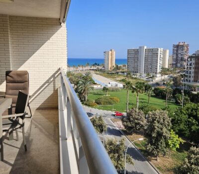 Апартаменти в Аликанте 110 кв.м у моря з терасою
